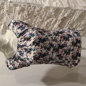 The limited sleeveless patterned top